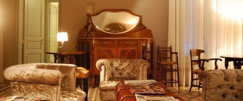 เซอร์กา 1905 บูติค บีแอนด์บี Bed & Breakfast บาร์เซโลนา ภายนอก รูปภาพ