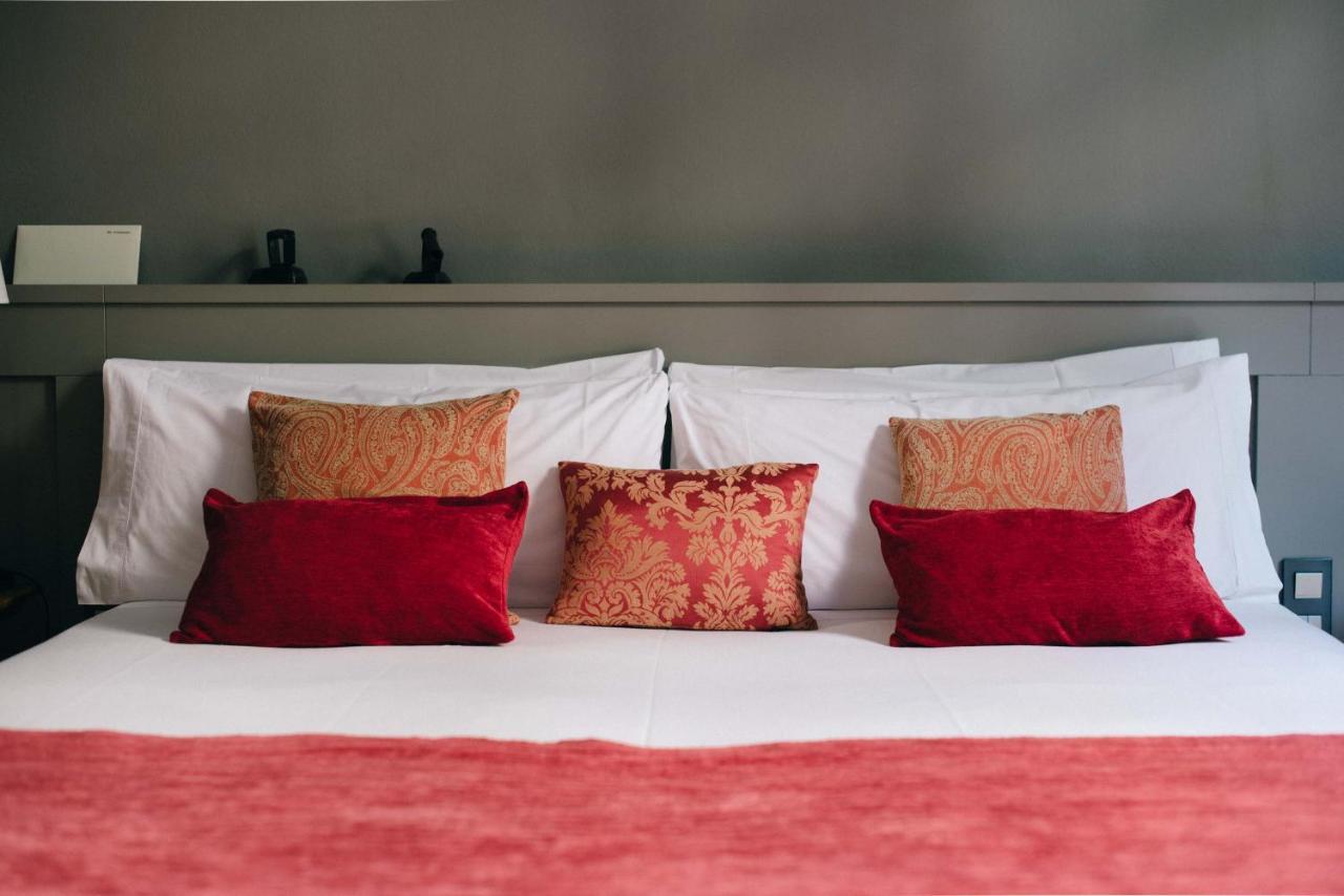 เซอร์กา 1905 บูติค บีแอนด์บี Bed & Breakfast บาร์เซโลนา ภายนอก รูปภาพ